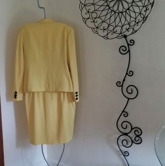 Vtg. Valentino Skirt & Blazer - Picture 2 of 8